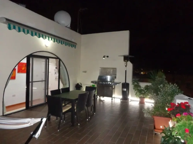 2 Bedrooms Apartment with balcony