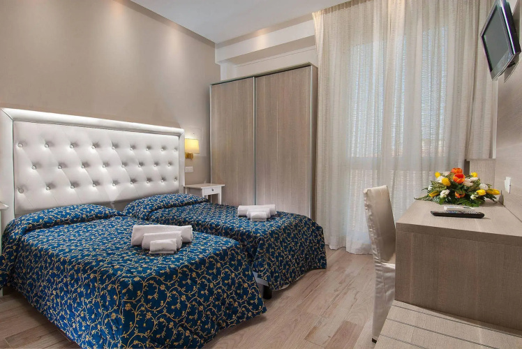 Hotel Mediterraneo