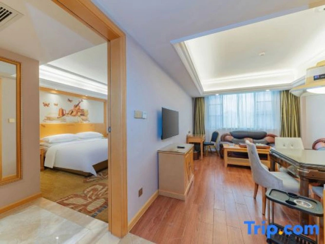 Deluxe Double Suite