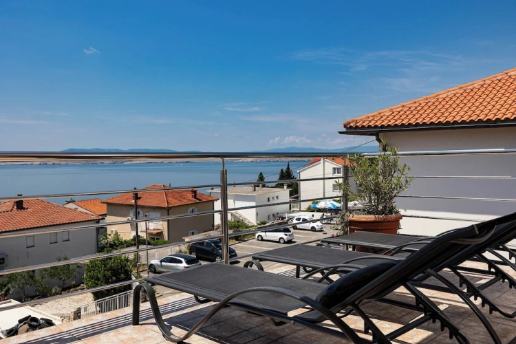 Apartment with balcony