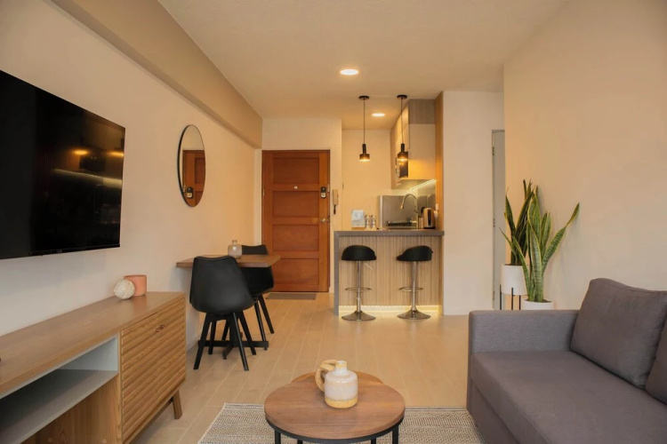 Striking 1BR in Miraflores