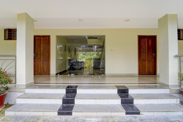 Classic With Balcony Travancore Island - Thiruvananthapuram