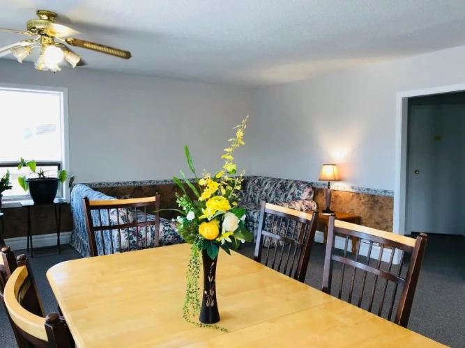 2 Bedrooms Cottage