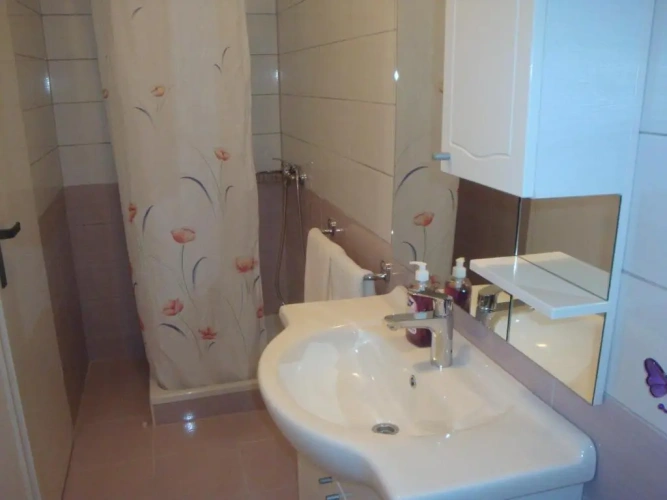 2 Bedrooms Apartment with balcony and with sea view