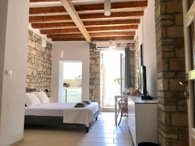 Studio with balcony and with view