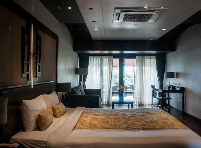Grand Duplex room with balcony and with view
