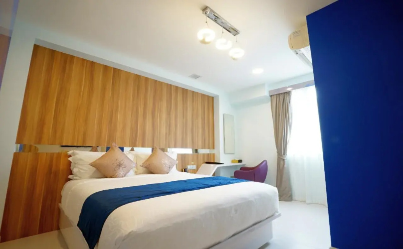 Five/6 Hotel Splendour