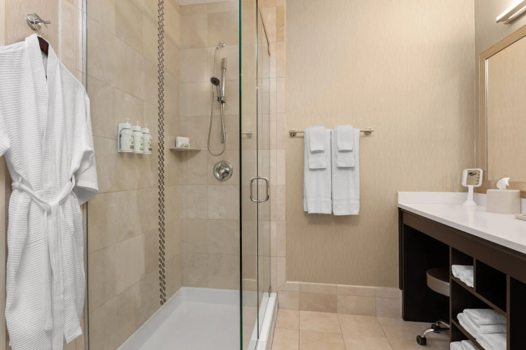 Hawthorn Extended Stay by Wyndham West Palm Beach Airport