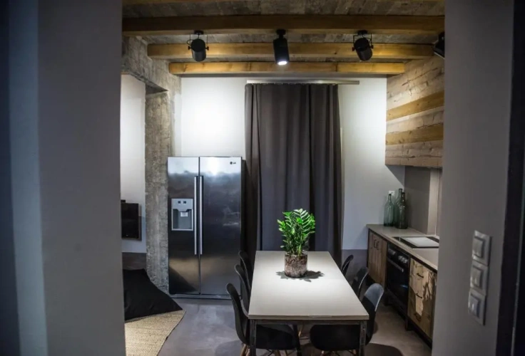 Deluxe Apartment