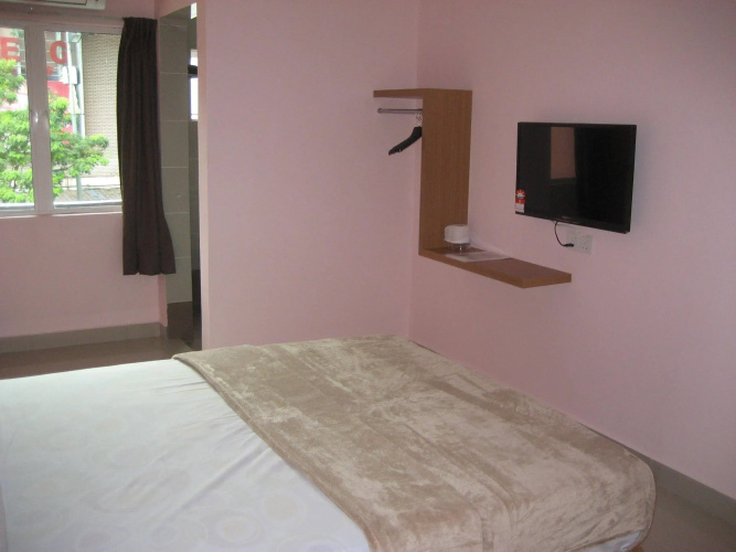 New Eastern Hotel