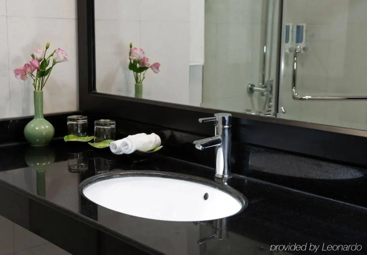 Holidays-hanoi Hotel