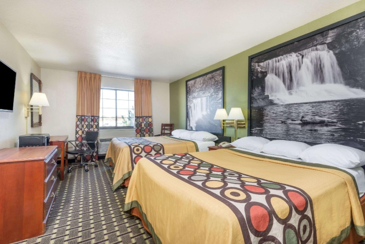 Quadruple room