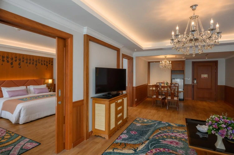 Executive Suite