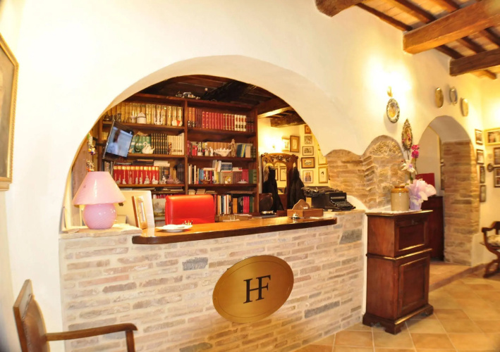 Hotel Fioriti