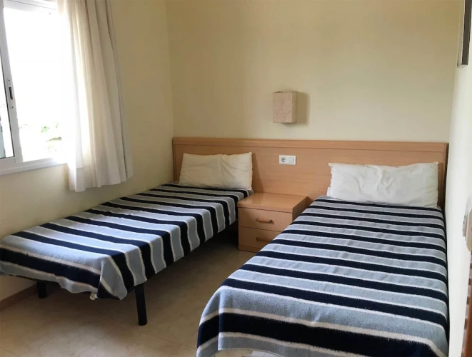 3 Bedrooms Cottage