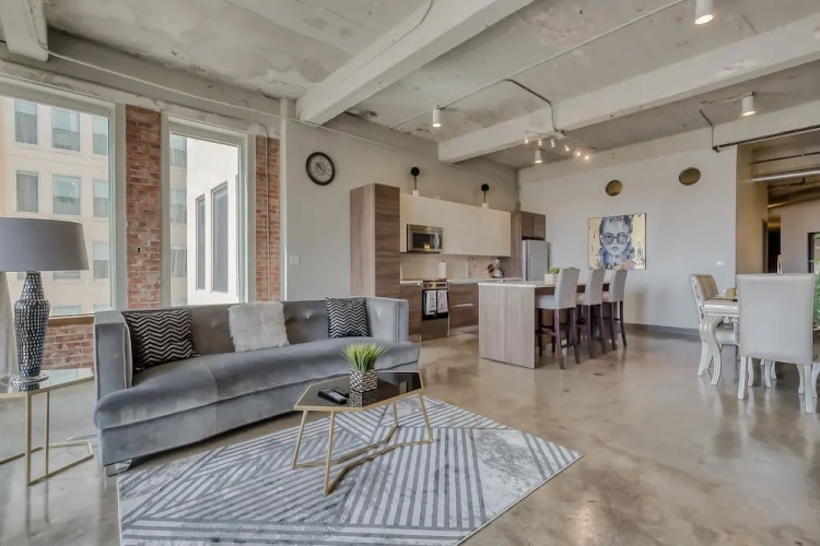 3 Bedrooms Apartment with view