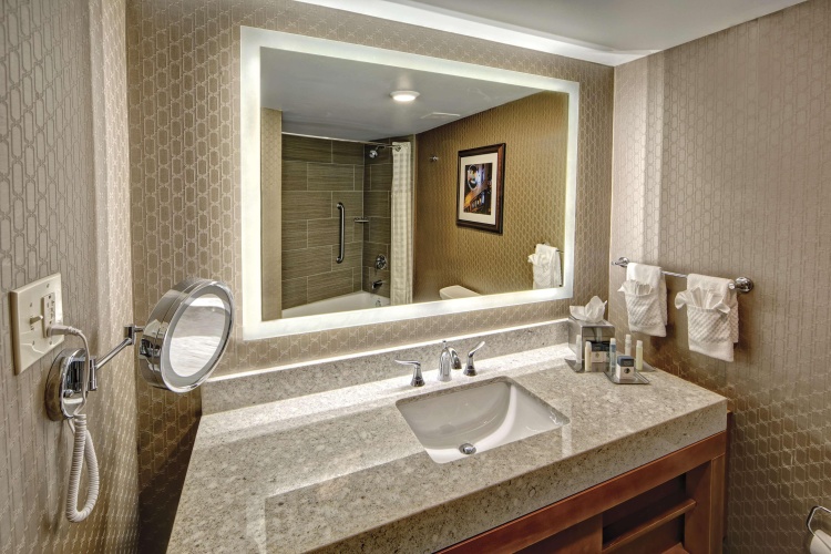 DoubleTree by Hilton Hotel Memphis photo 9
