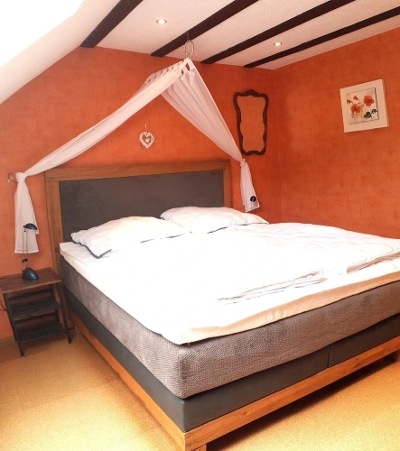 4 Bedrooms Deluxe Cottage with balcony