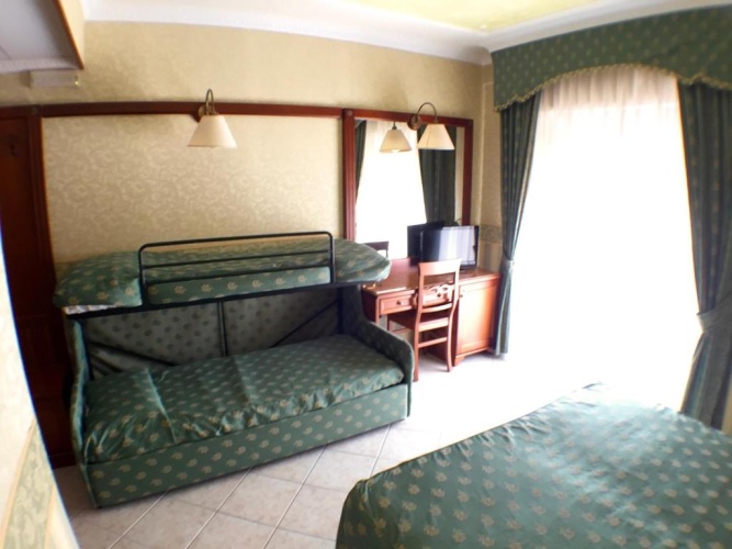 Standard Family room