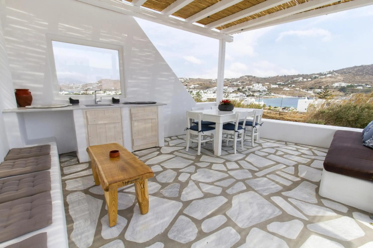 Kostantis Summer Villas and Suites