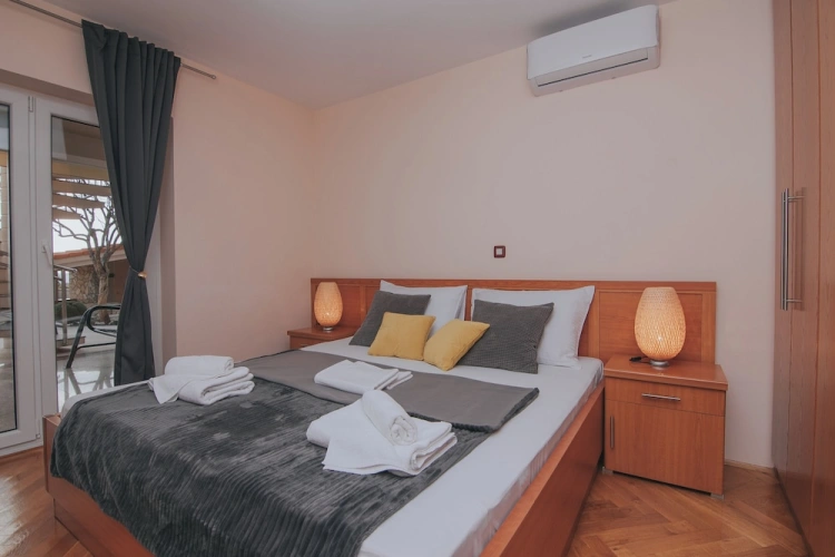 3 Bedrooms Comfort Apartment with sea view