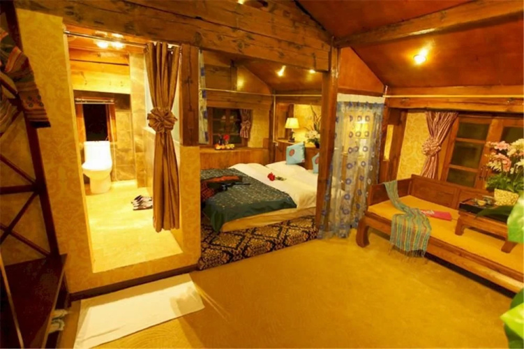 Lijiang Chihe Jingpin Inn