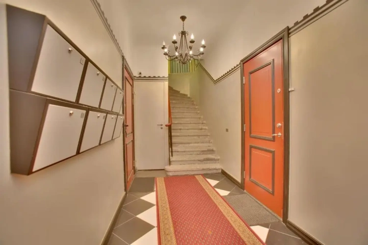 Superior Apartment