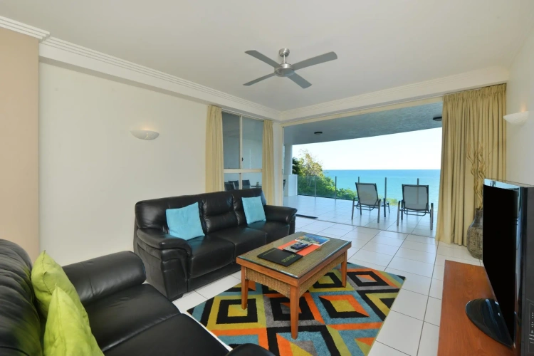 1 Bedroom Apartment with ocean view