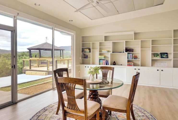 3 Bedrooms Cottage