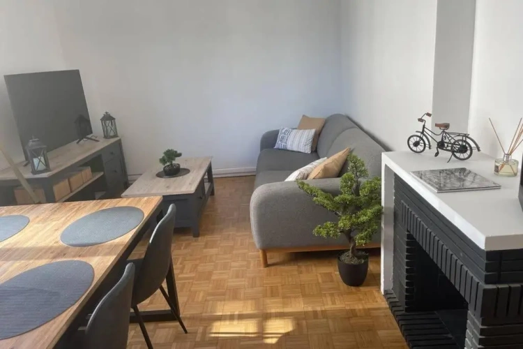 3 Bedrooms Apartment