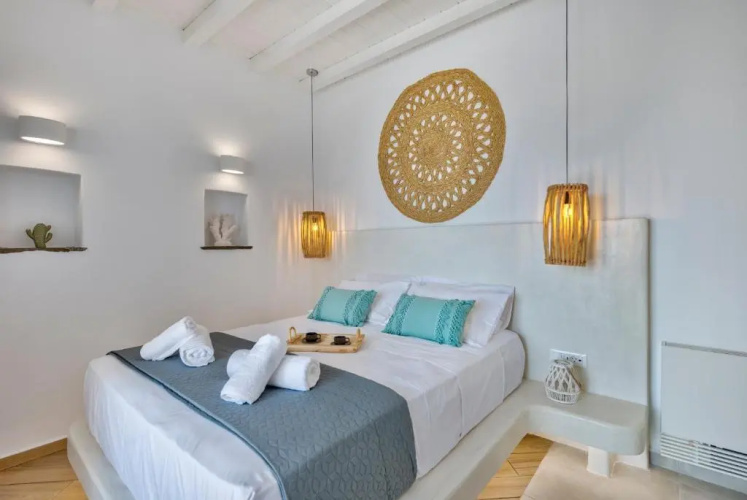 Aelion Villa