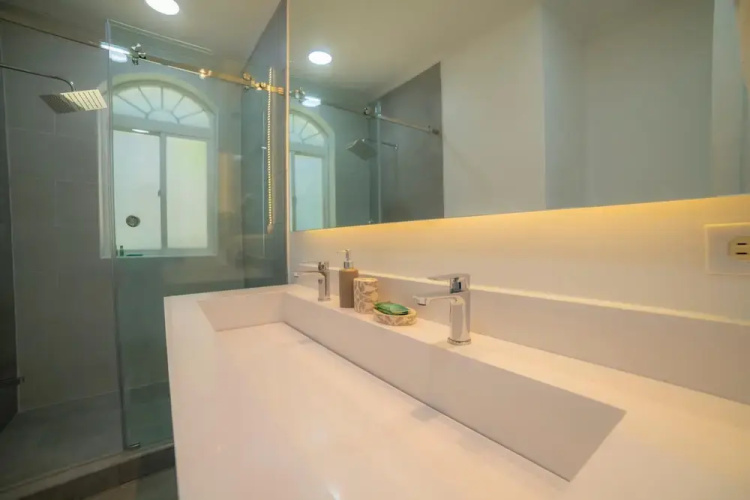 Colina 5D - 3 bdr 2 Bath Family