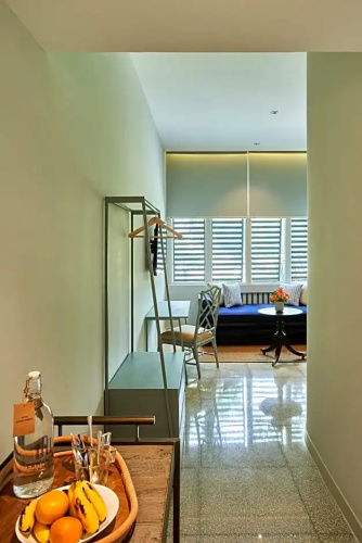 Lamandau House