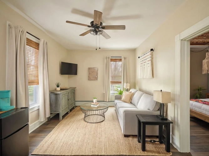 2 Bedrooms Double Suite