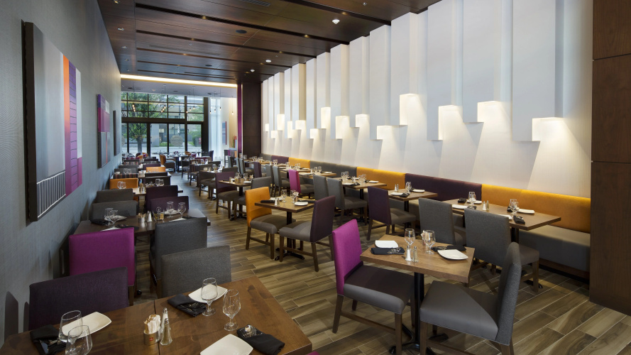 Holiday Inn & Suites Montreal Centre-ville Ouest photo 31