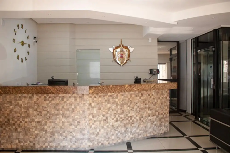 Hotel Líder