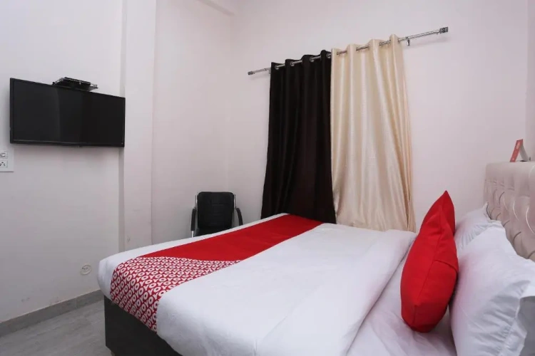 Classic Triple room