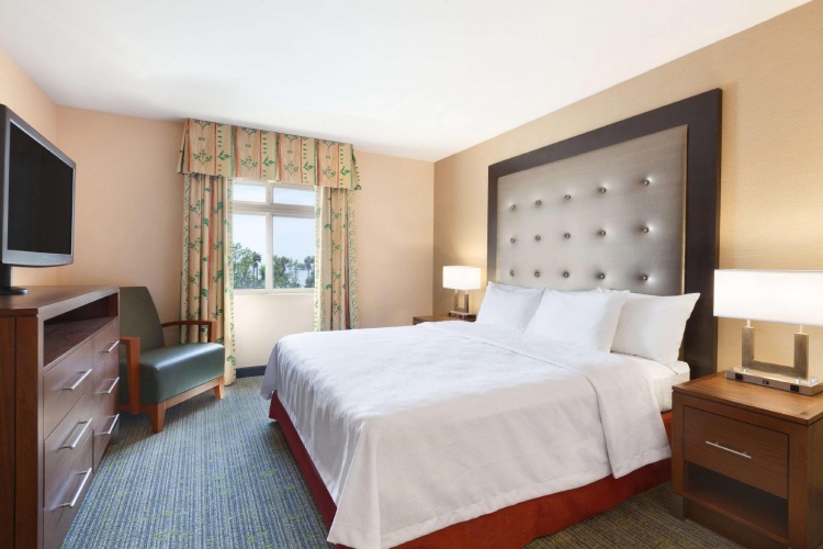 2 Bedrooms Double Suite