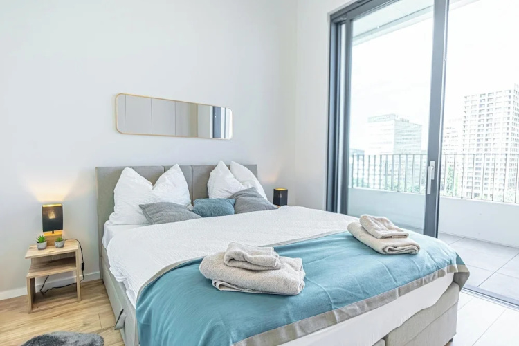Premium 2br & 1lr Apt With Skyline View - Bratislava