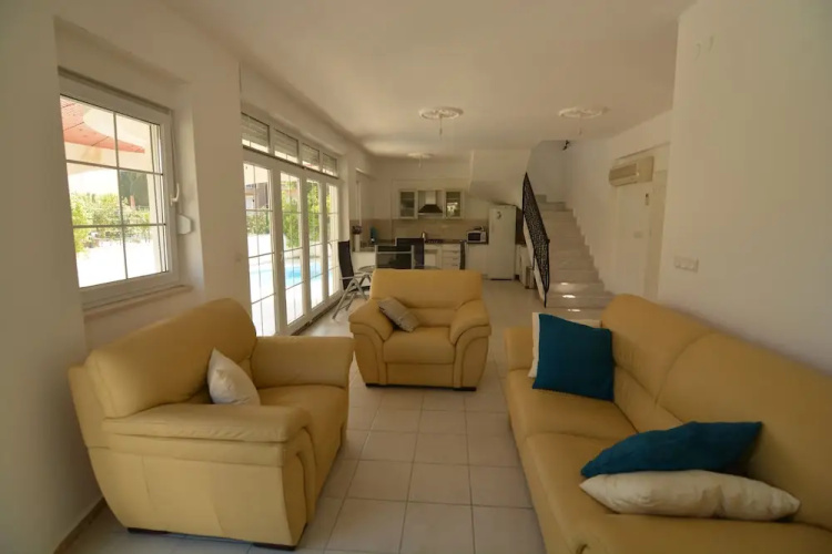 Bella Villa 7