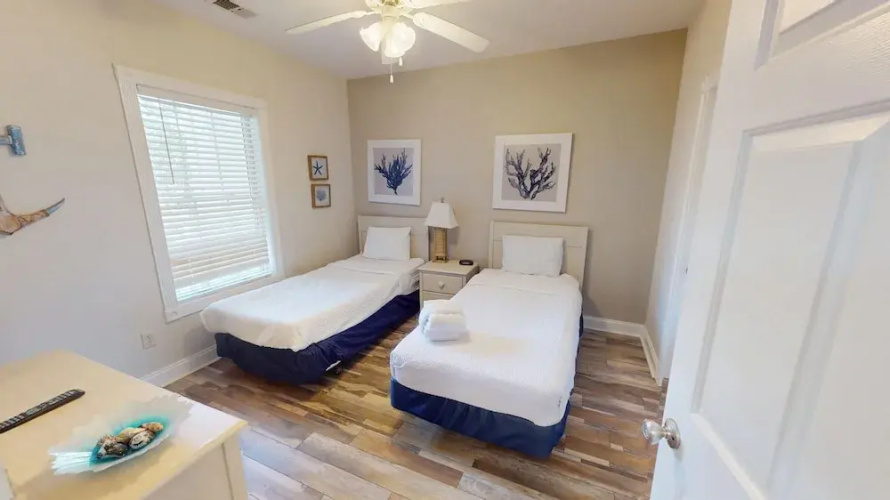 Magnolia Pointe Luster Leaf 4886-203 2 Bedroom Condo