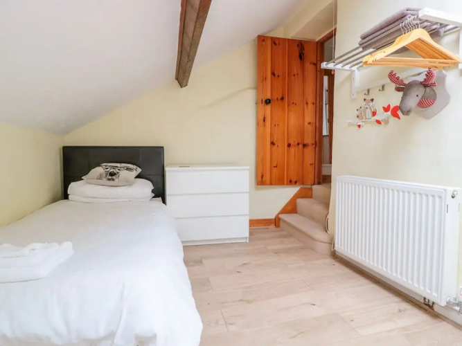 Twixt Cottage