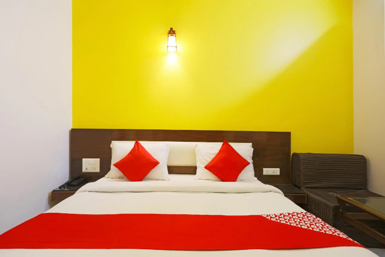 OYO 625 Svaruchi Inn