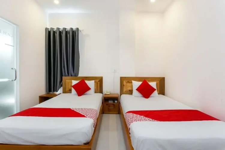 Standard Twin room with city view