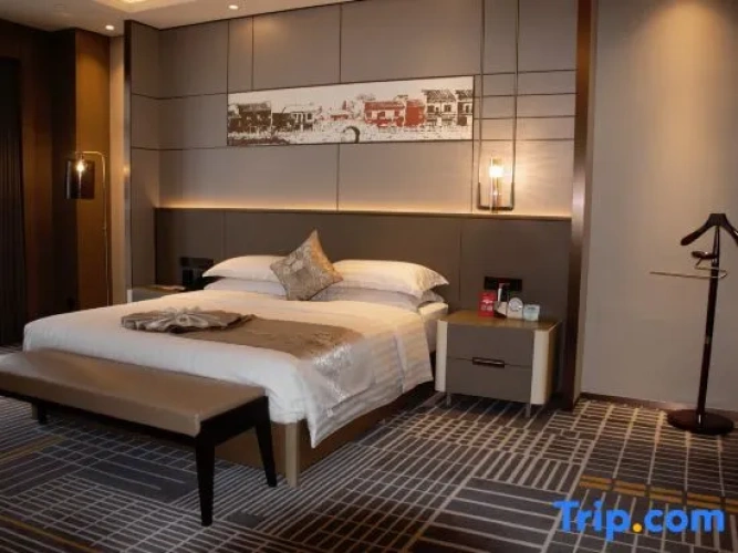 Deluxe Double Suite