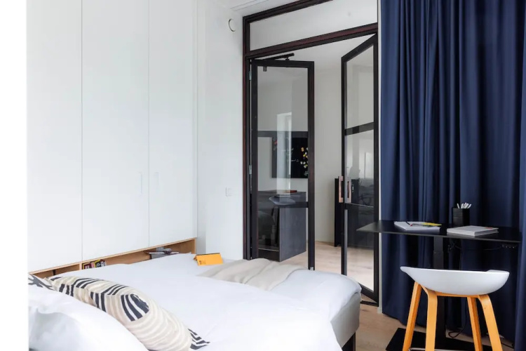 Spacious 2BR apartment on Bulevardi