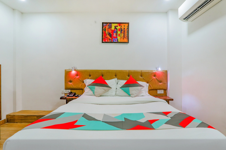 FabHotel The Mall Inn
