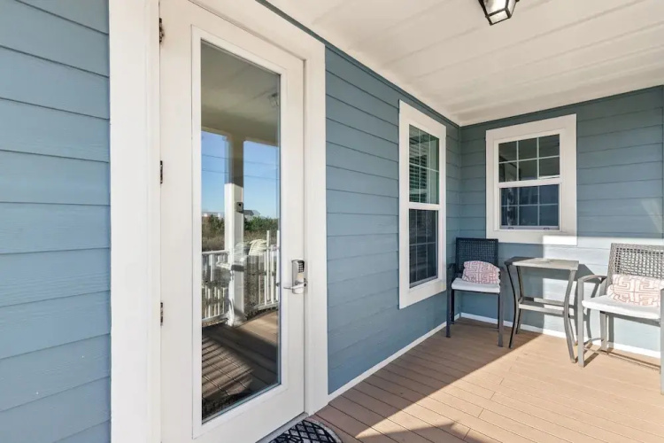 Beach House - C Shucker by PHG