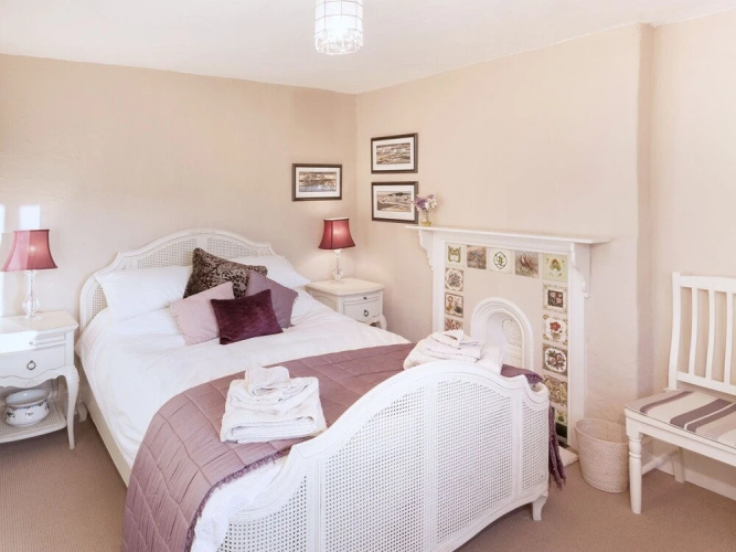 2 Bittadon Cottages