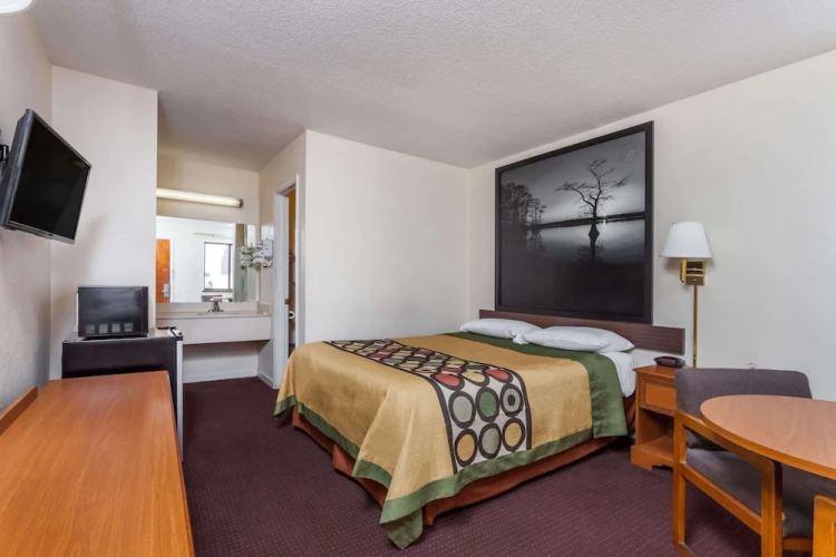 Super 8 Columbia/Ft. Jackson, SC